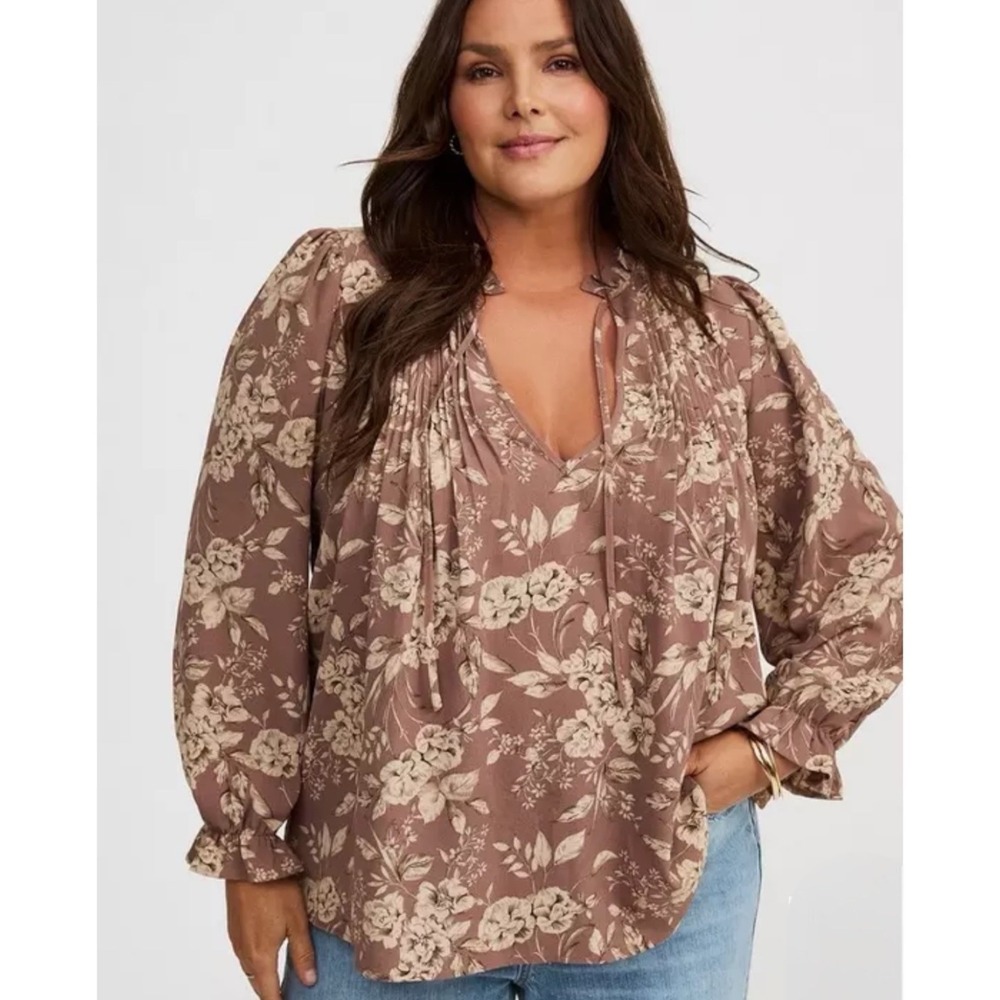Torrid Peasant-Sleeve Pintuck Blouse in Chic Floral Deep Taupe Women's Size 4X